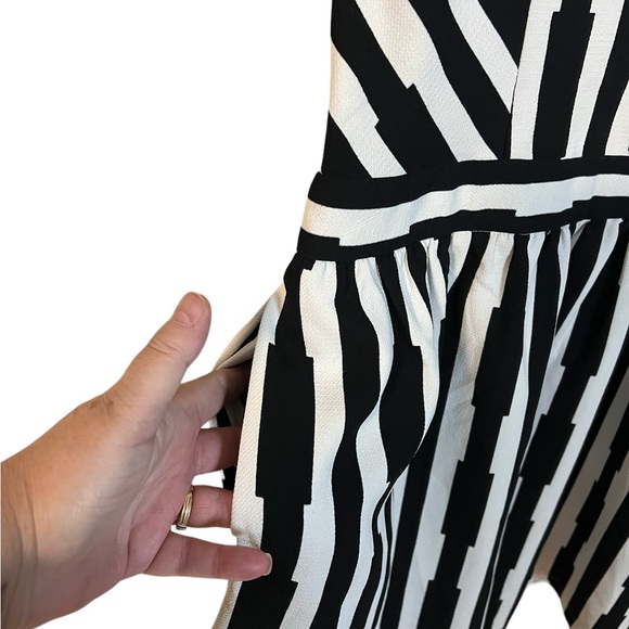 A Mikarose dress in size large - Picture 3 of 8